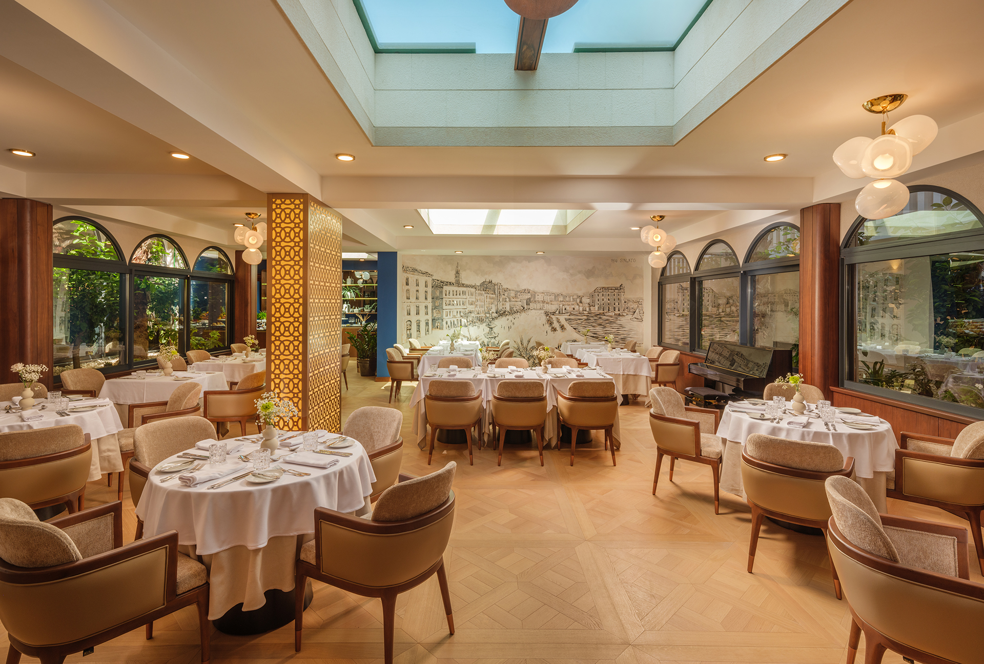 Restoran & Bar - Palazzo President